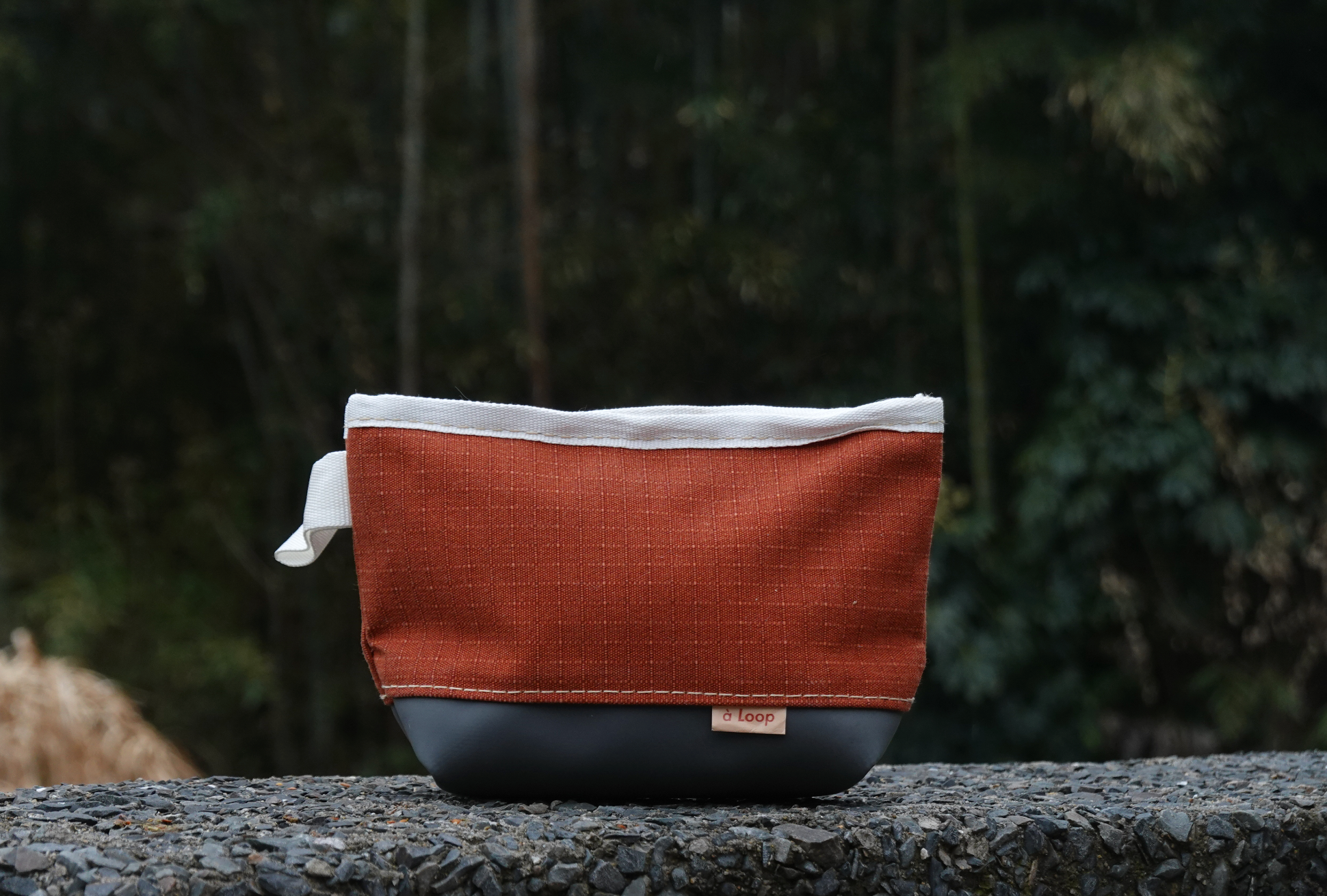 Kulturbeutel aus Zeltplane · Ockerrot (1L) - Ansicht 1